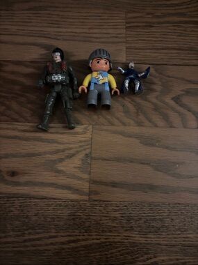Kids Action Figure Set - Yellow & Gray Figure with Accessories